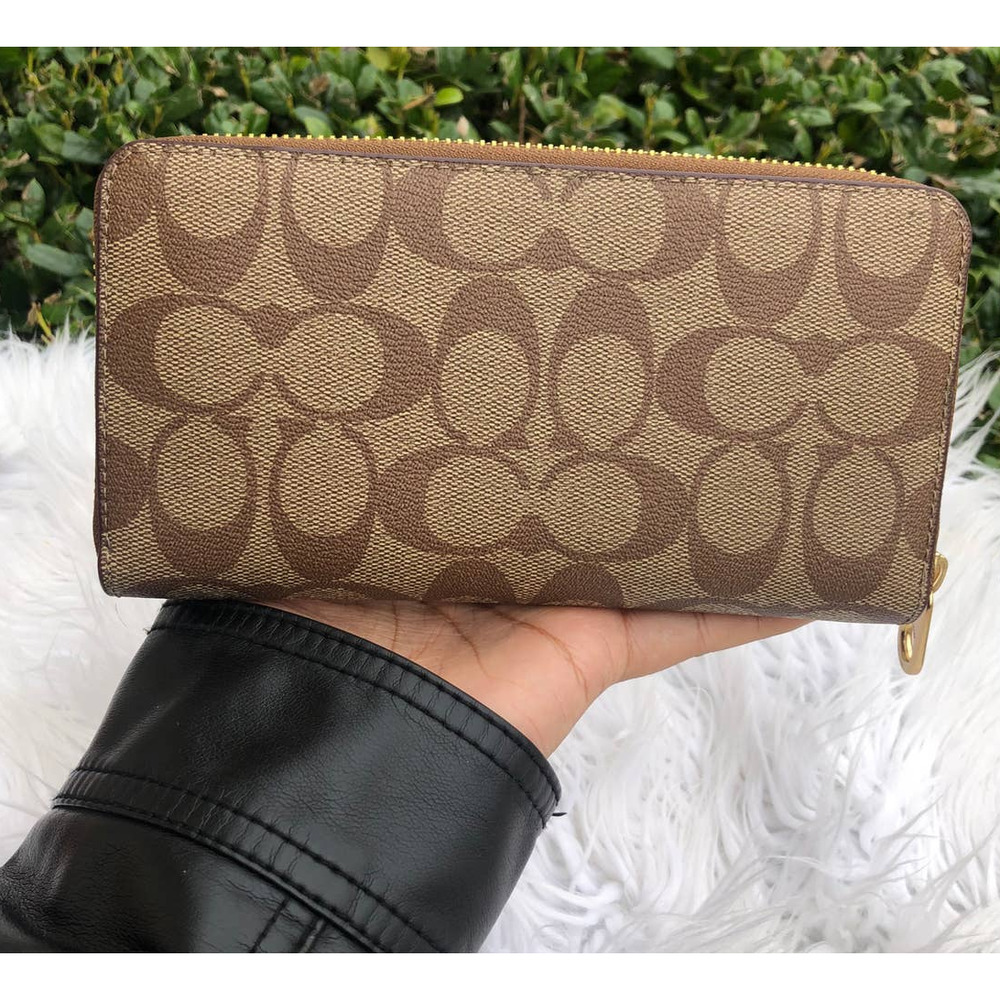 New 🎀 Coach Peanuts Val Duffle In Signature Canvas Bag With Patches & Wallet - Picture 12 of 13